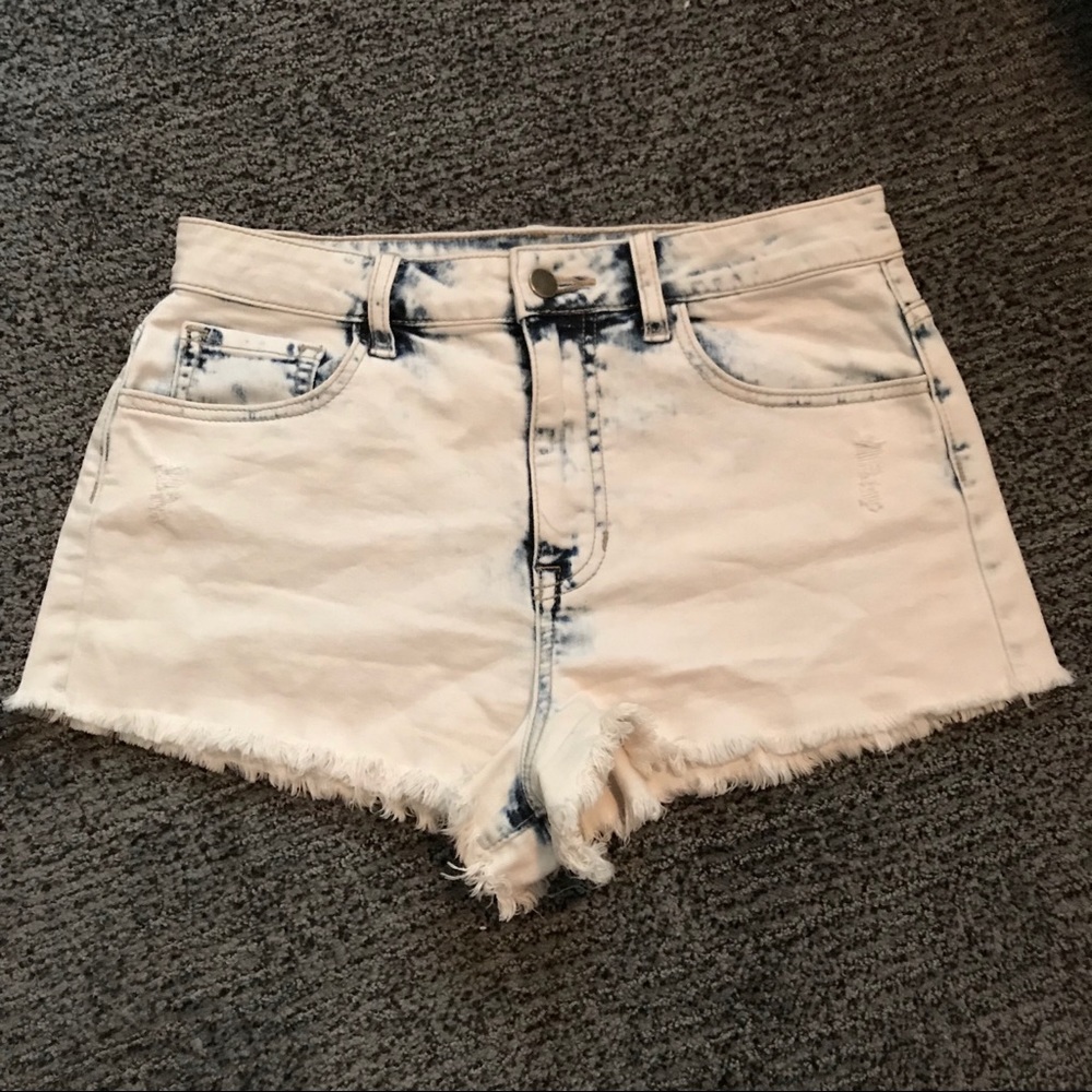 Forever 21 acid wash shorts